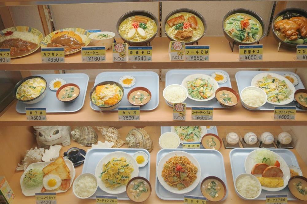 空港食堂 那覇空港でコスパよく沖縄料理を食べられるお店 毎日ビール Jp