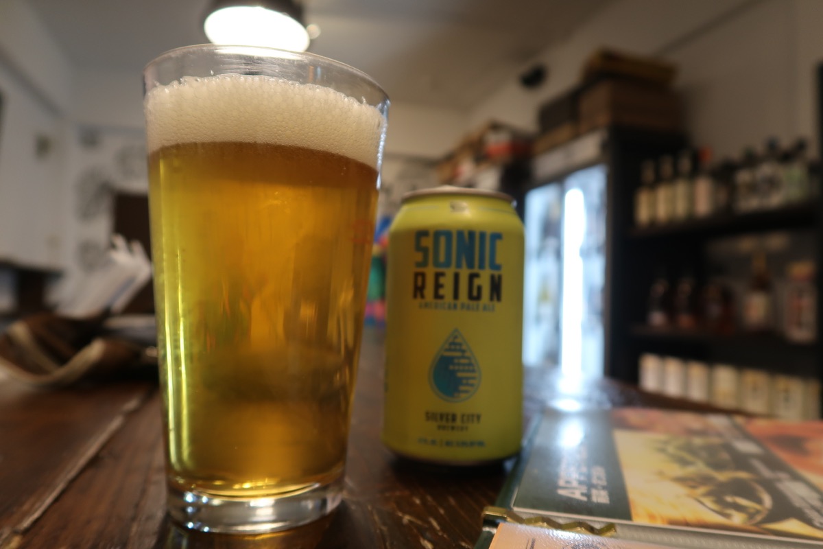 「Craft Beer Pub Beer Rize（ビアライゼ）」北谷町宮城にあるアメリカっぽい雰囲気のビアバー。 - 毎日ビール.jp