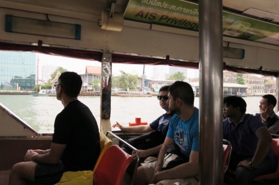 チャオプラヤーエクスプレス,水上バス,チャオプラヤー川,バンコク,タイ