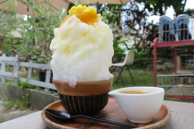 「喫茶ニワトリ」のパイナップルバニラ氷（小、580円）