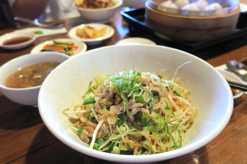 台湾小吃「花蓮（かれん）」のランチ、乾麺（汁なしまぜまぜ麺）セット（900円）