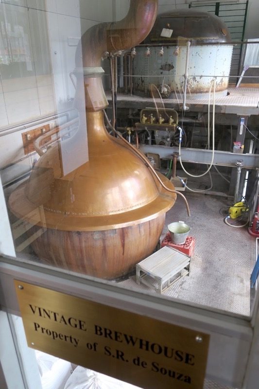 「ベアレン醸造所」の醸造設備を見学させてもらう。
