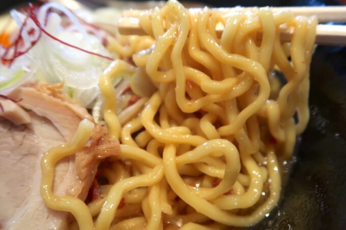 宜野湾「麺恋まうろあ」9月限定麺の味噌・北国の太麺