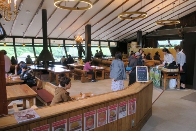 「SAPPORO CRAFT BEER FOREST 2018」のロッジにあるレストラン・ベルクヒュッテも利用可能。