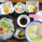 鹿児島・薩摩川内「浜の茶屋」で食べた、しらすと海鮮のW丼（1400円）