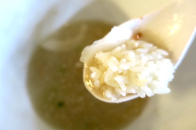 那覇・長田「ラーメン屋あさひ」トロうま野菜ラーメンのスープにごはんがウマい。
