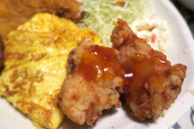 沖縄市「オークレストラン」卵焼きに唐揚げ