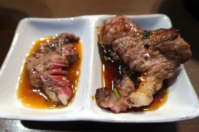 石垣島「美崎牛本店」のお肉を2種類のタレにイン！