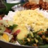 那覇・松尾「南インド料理 マリアラム（Malayalam）」お豆とココナッツのカレーがかけられたバスマティライスと野菜の副菜