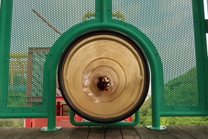 愛媛県松山市「松山総合公園」の坊ちゃん夢ランドの筒型遊具