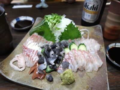 愛媛県松山市「居酒屋まつだ」真鯛の刺身（半身、時価）