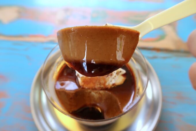 東村「ヒロ コーヒーファーム（HIRO COFFEE FARM）」コーヒープリンゼはコーヒーゼリーとコーヒープリンが層になっている