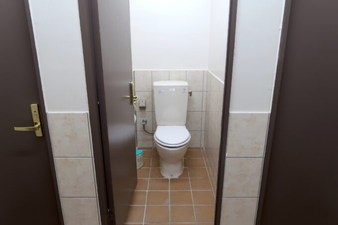 名護「沖縄サンコーストホテル」共用設備のトイレが綺麗