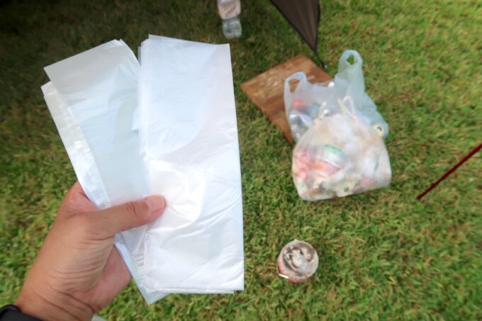 名護「沖縄サンコーストホテル」ゴミ袋を2枚用意してもらえる