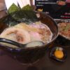 那覇市久米「麺屋おがわら」鶏白湯ラーメンセット（かつお飯、980円）