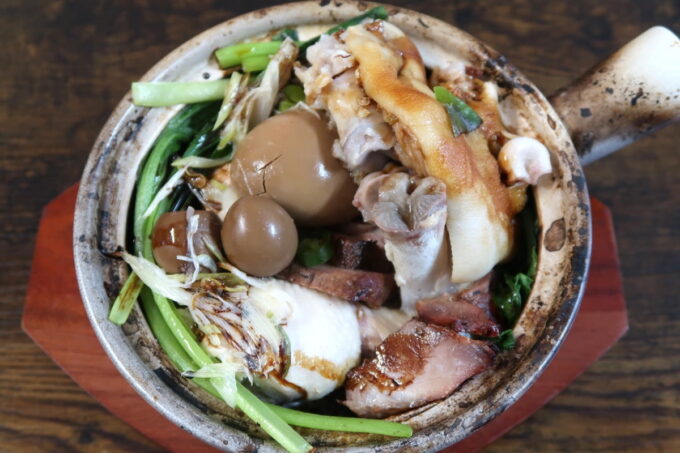 那覇市前島「中國菜 Yoshi」どこから手をつけたら良いかわからない香港名物土鍋ごはん