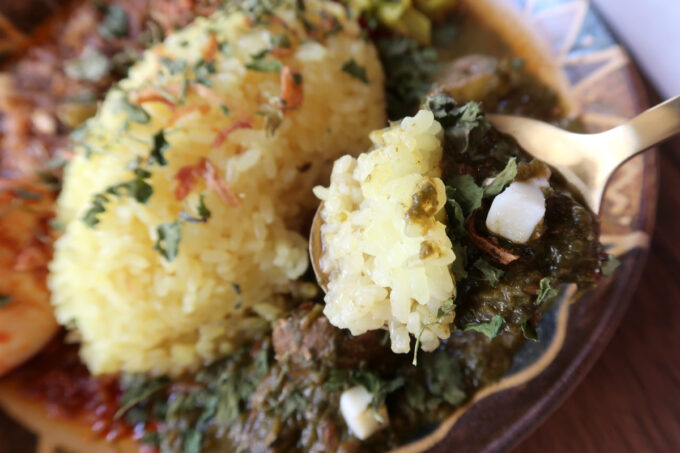 那覇市久茂地「穀雨curry（コクウカリー）」北インド式ポパイカレーはチーズとホウレンソウの旨味