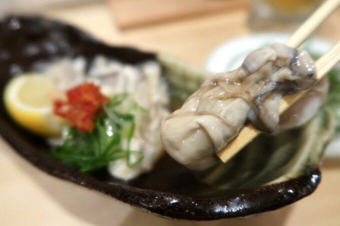 広島「大衆居酒屋 十升（トオマス）薬研堀店」やっぱり生牡蠣はウマい