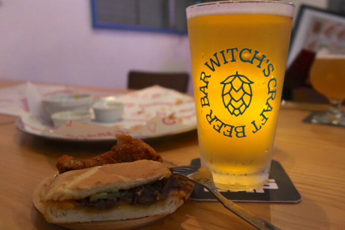 那覇市壺屋「Witch's Sandwich ＆ Craft Beer」ドンゾコブルーイング ビッグフォーム（L1400円）