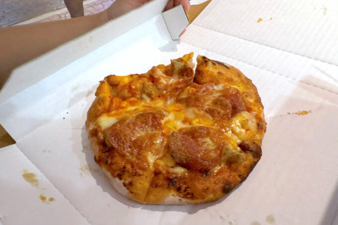 「キッザニア福岡」ピザ職人のお子サマーが作ったキッザニアライト