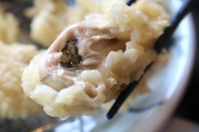 浦添市港川「天ぷら 村中」牡蠣の天ぷらがおいしい！