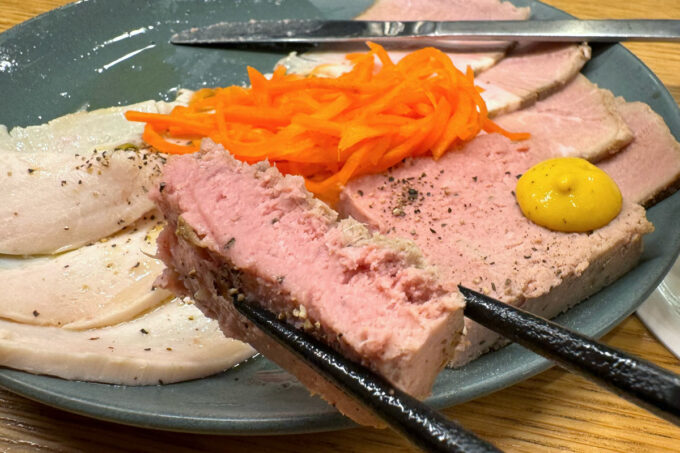 福岡市中央区渡辺通「BEERKICHI（ビアキチ）」糸島豚のパテ度カンパーニュがおいしい