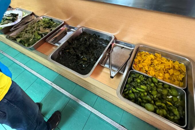 那覇市壺屋「金壺食堂」の台湾素食（台湾の精進料理/ベジタリアン料理）は食べ放題