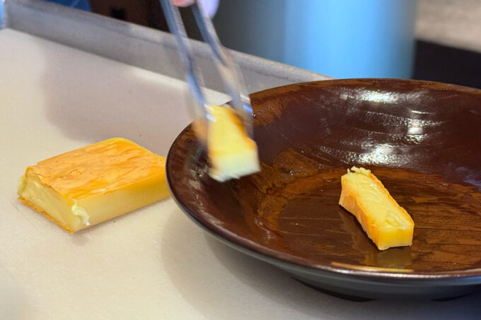 東京「バルバッコア クラシコ 丸の内店」焼きチーズ
