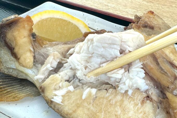 鹿児島県垂水市「味処 海の桜勘（おうかん）」カマ塩焼きの脂乗りがたまらない