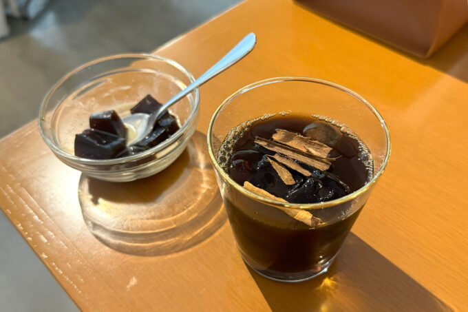 浦添市「レストランリリー（RESTAURANT Lilly -李理-）」コーヒーゼリーとアイスコーヒーでランチブッフェをシメた