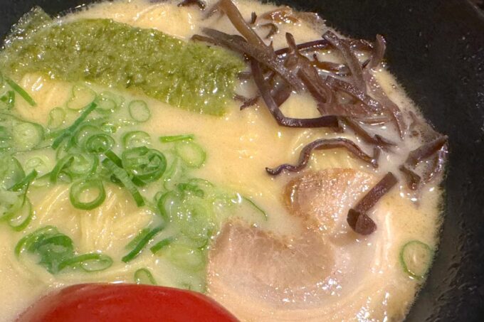 神戸市「元祖山笠ラーメン〆」元祖山笠 豚骨ラーメンのトッピング